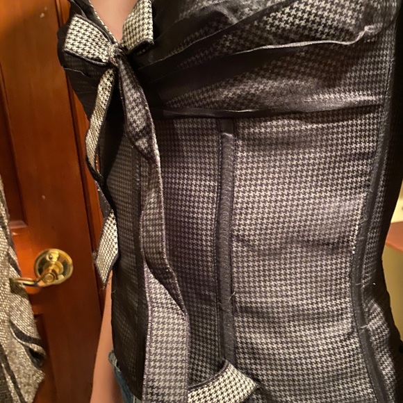 Dolce and Gabbana haute couture vintage bustier! - Picture 7 of 8